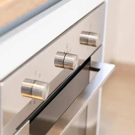 Saint George Cave House Fira (Santorini)