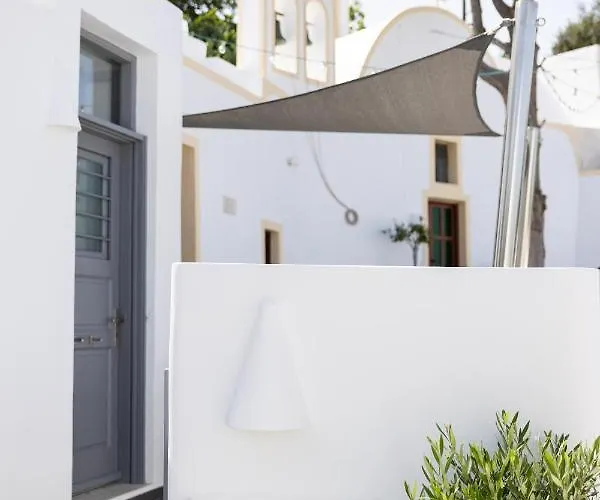 Saint George Cave House *