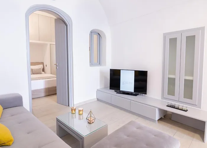 Saint George Cave House