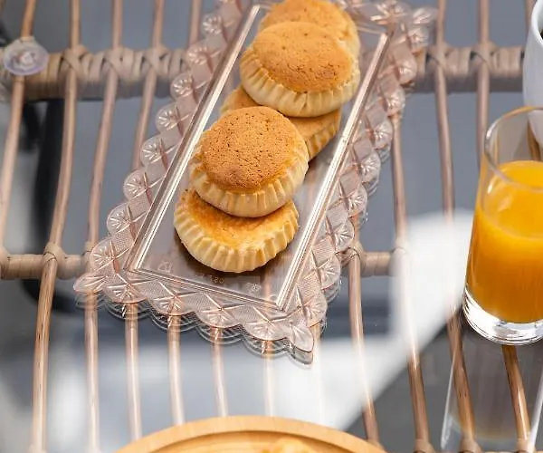 Saint George Cave House * Fira (Santorini)